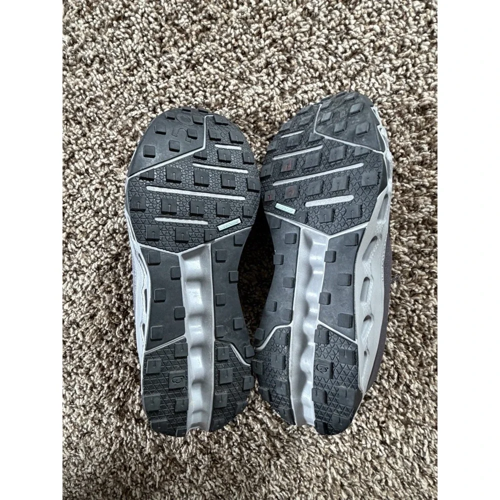 On WMNS Cloudhorizon Running Black Alloy 3WE10010702 Women's Size 8.5